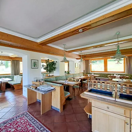 Apartamento Iris-3 By Interhome Auffach