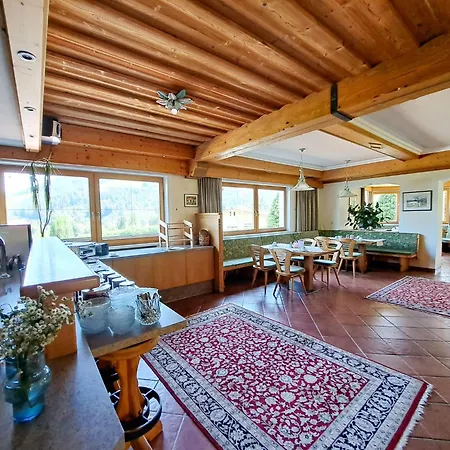 Iris-3 By Interhome 3* Auffach