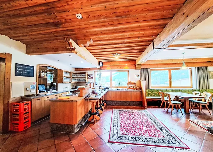 Iris-3 By Interhome Apartment 3*